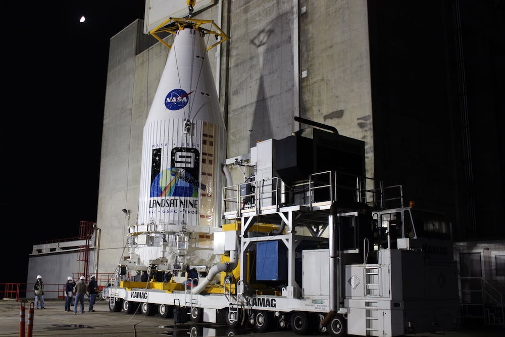Landsat 9: Payloads stacked atop Atlas V for launch